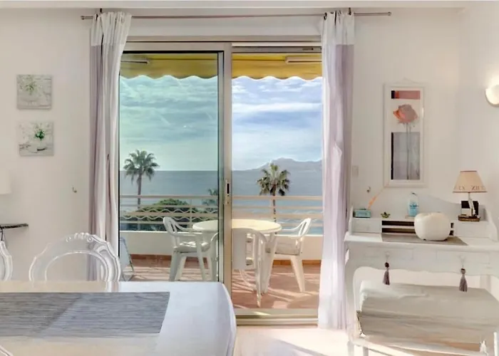 2 Pieces - Vue Apartmán Cannes